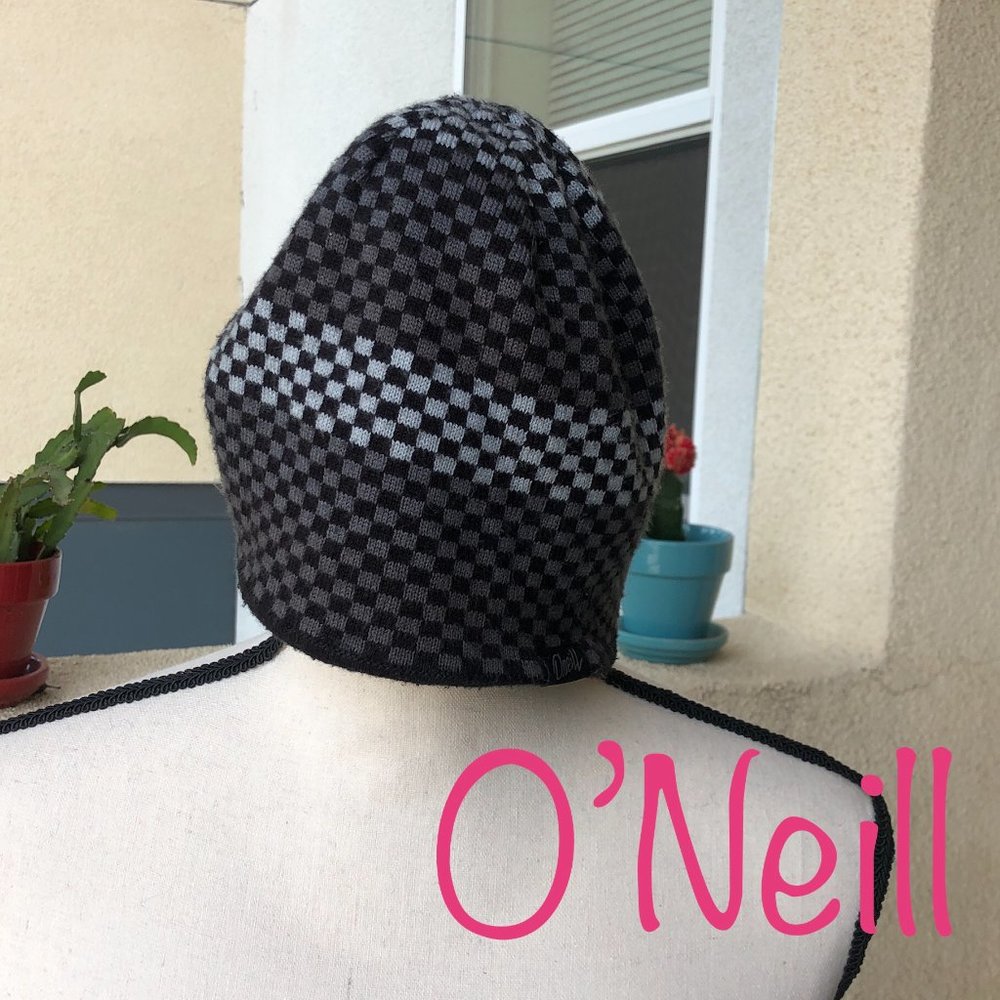 Reversible O'Neill Beanie